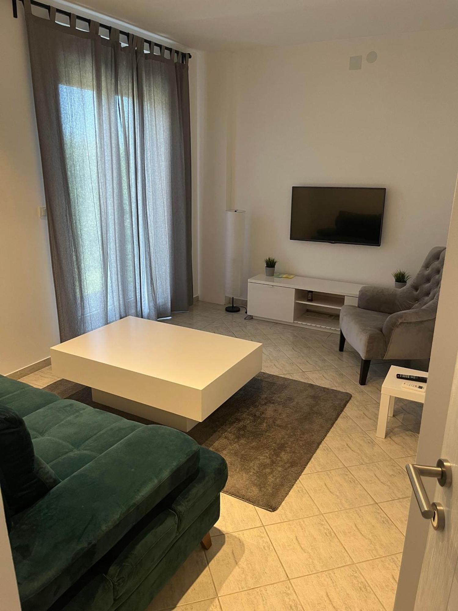 Magic M Apartment Mali Mokri Lug ภายนอก รูปภาพ